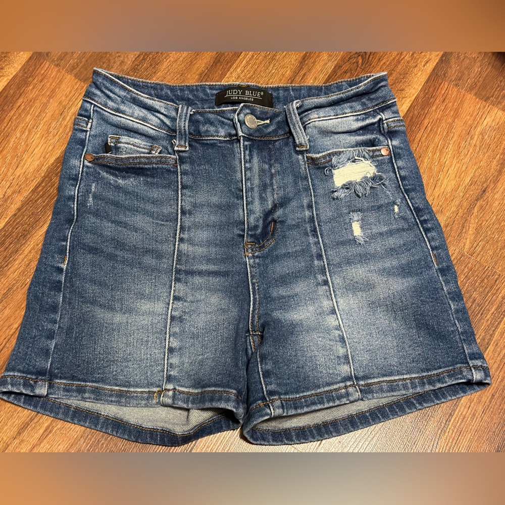 Judy blue size small Jean shorts